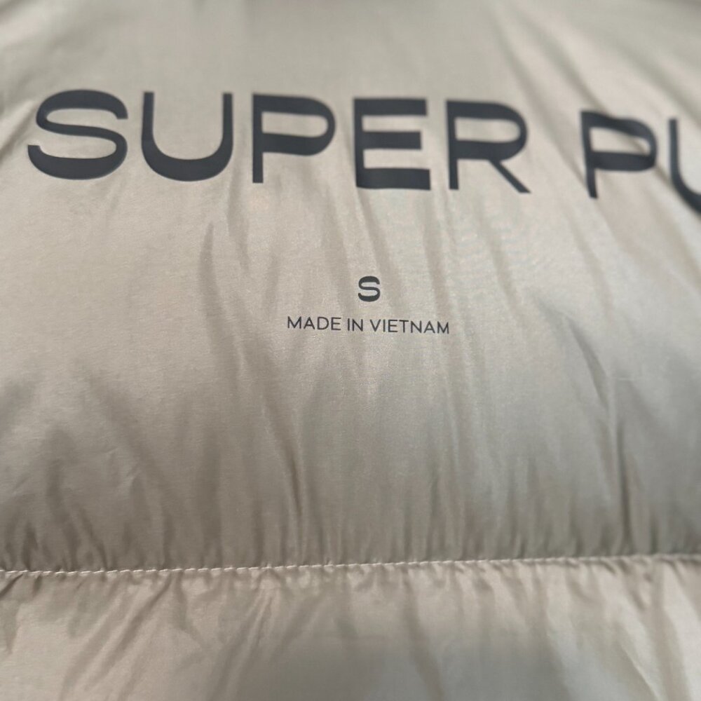 Aritzia The Super Puff Liquid Shine Puffer Jacket S Taupe | $325 Retail - Picture 5 of 10